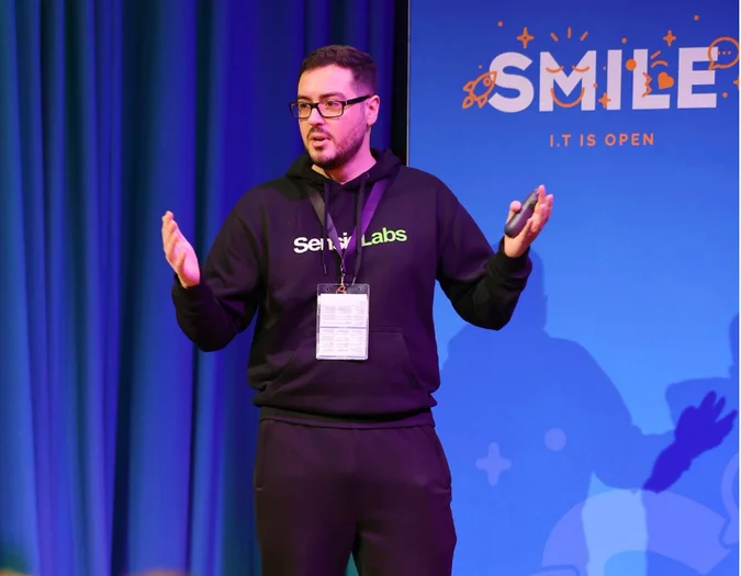 Prelegent na scenie o ekosystemie Symfony