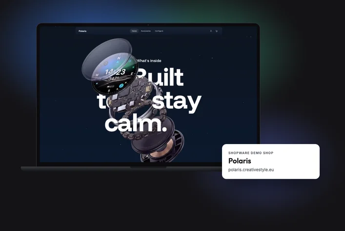MacBook ze stroną główną sklepu demo Shopware Polaris i smartfon z konfiguratorem produktu dla smartwatcha